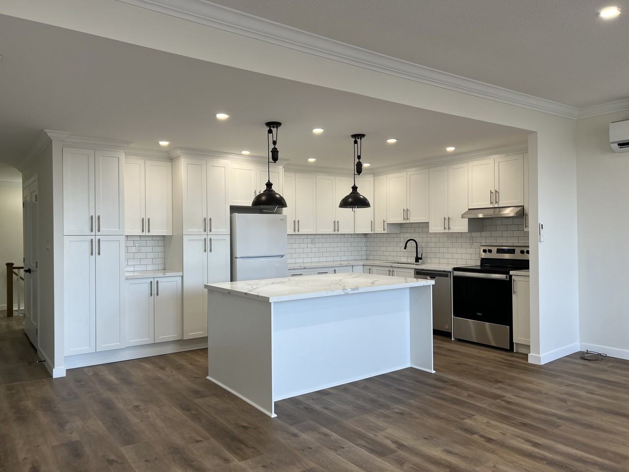 7 Main Street West #3 - Photo 2 of 10