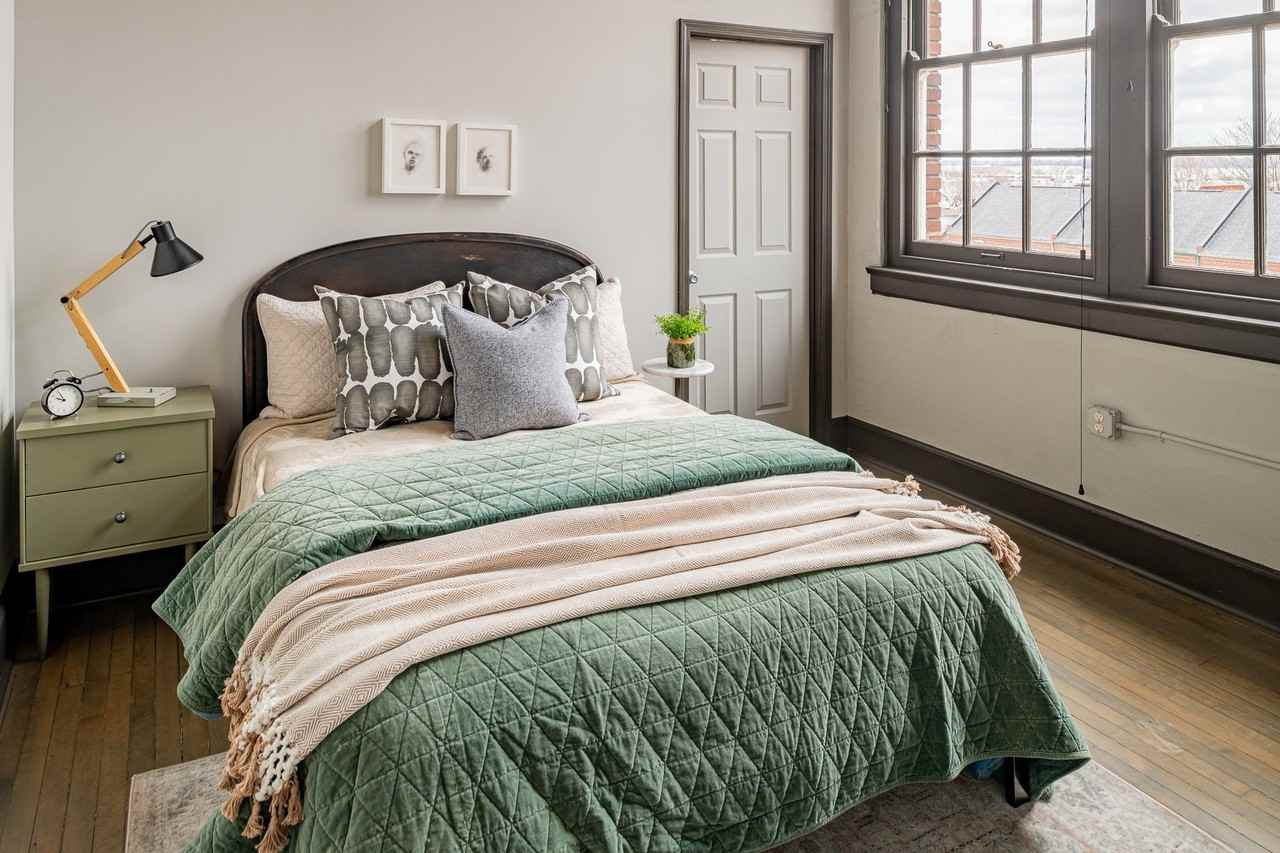 Lafayette Lofts - Photo 6 of 30