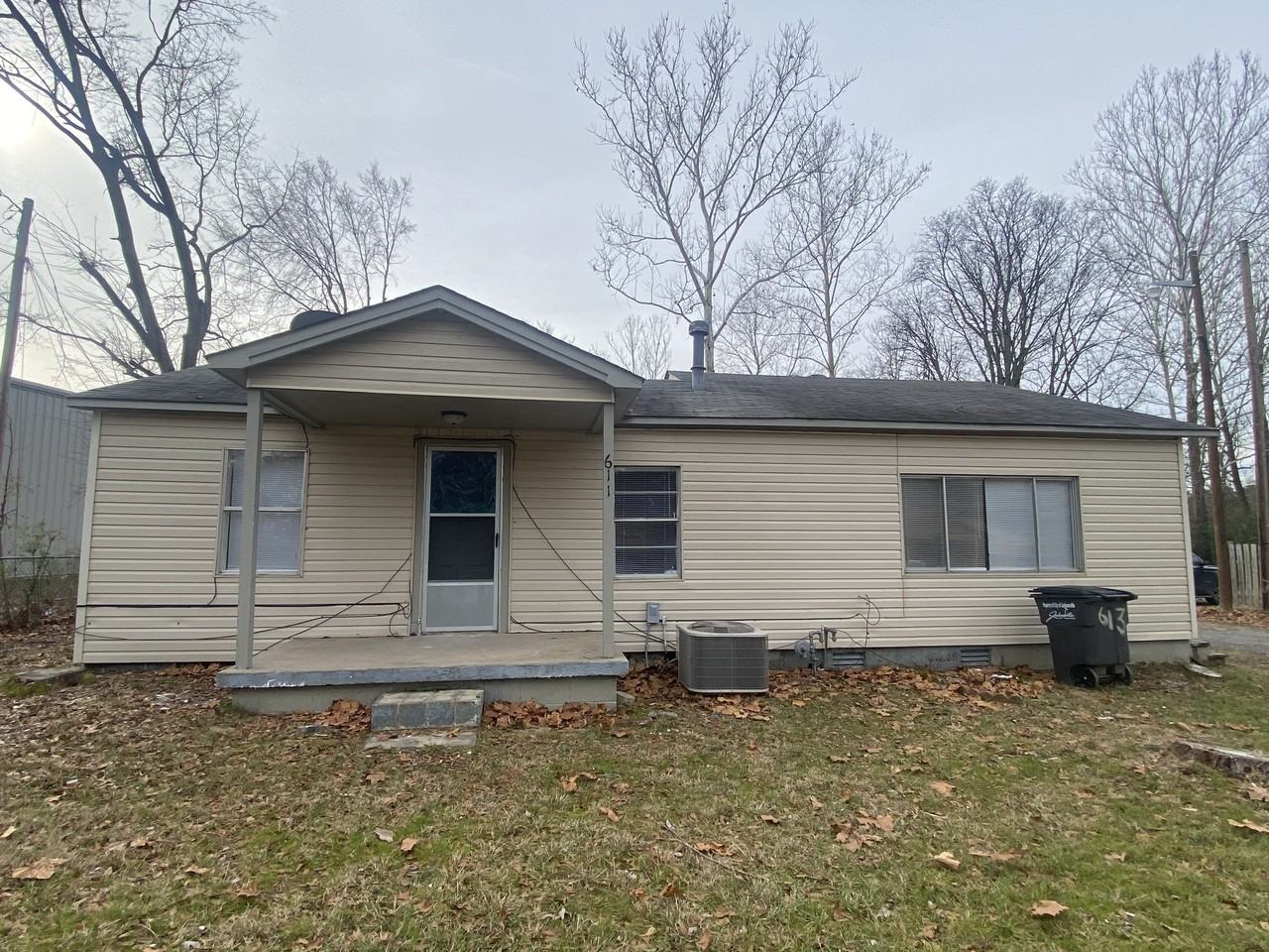 621 Trickey Lane - Photo 2 of 21