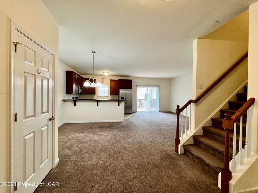 108 Samantha Ln - Photo 2 of 28