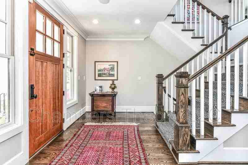 215 N Van Buren St - Photo 3 of 50