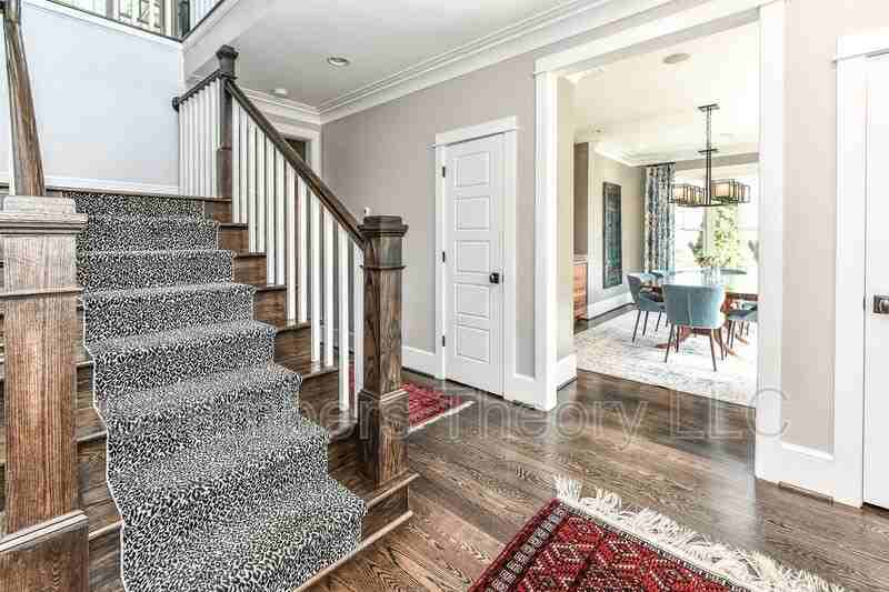 215 N Van Buren St - Photo 5 of 50