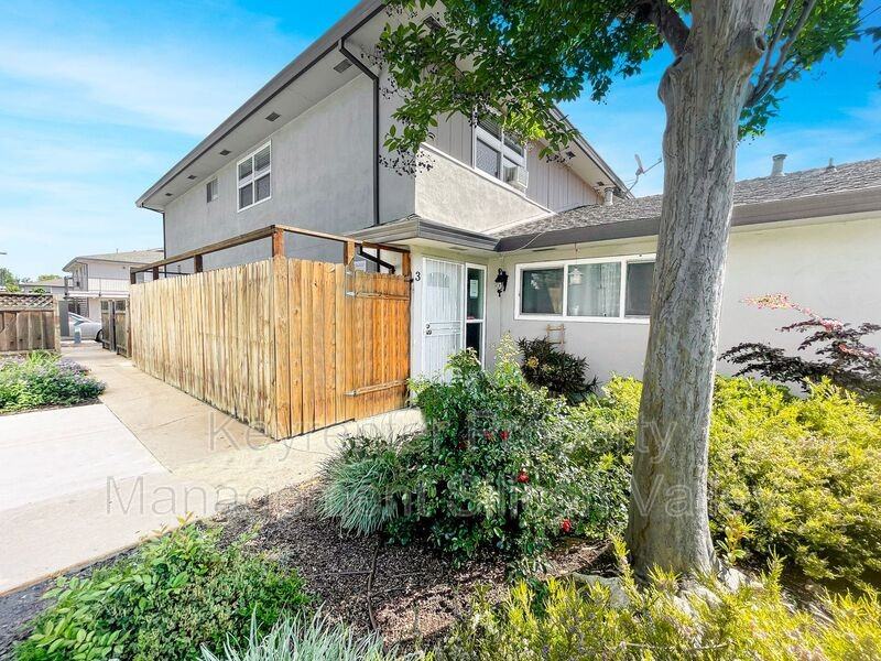 1317 Joplin Dr #3 - Photo 2 of 14