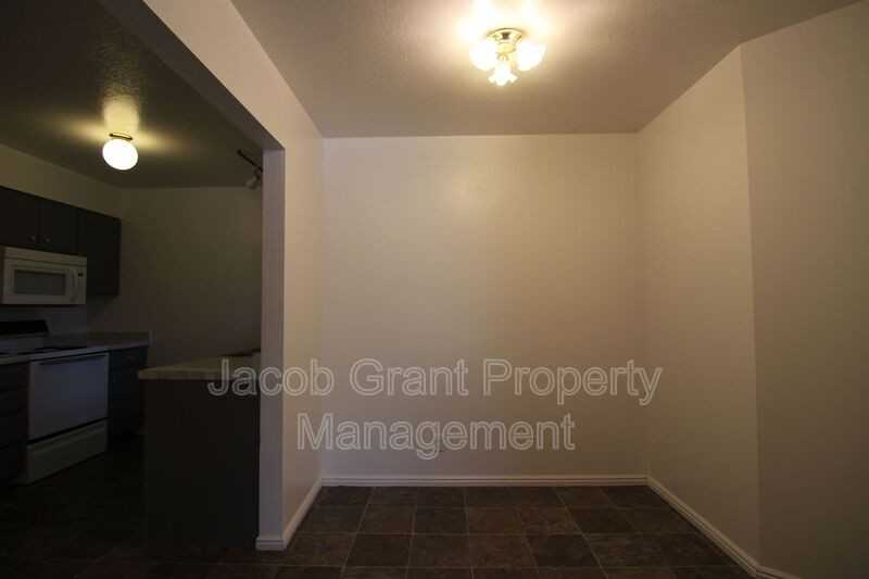 639 Hoopes Ave #3 - Photo 3 of 14