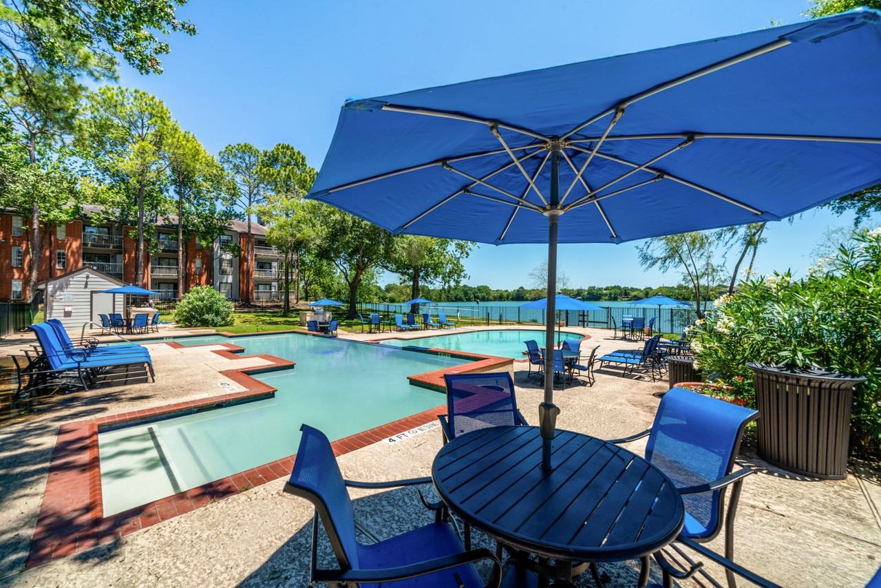 Waterside Apartments - Photo 4 of 48