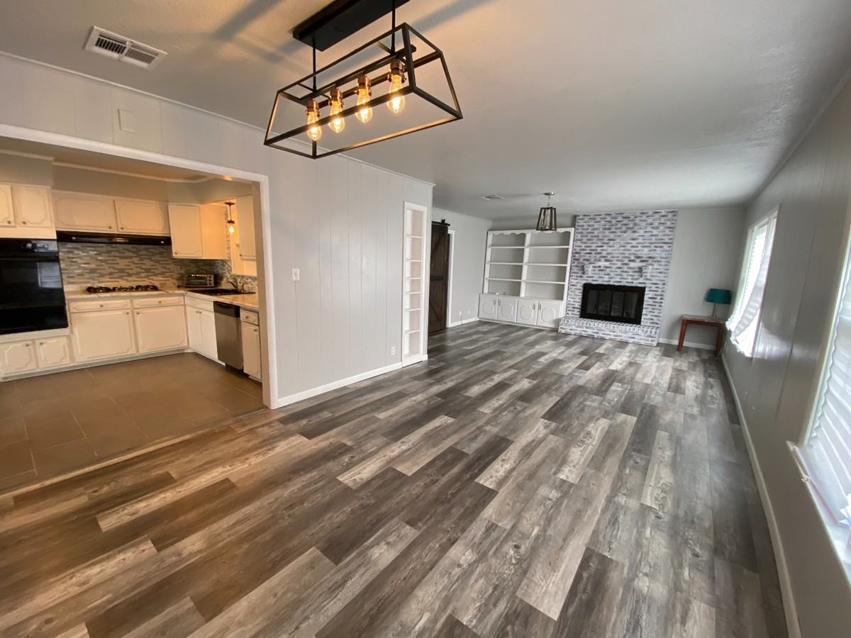 4711 E 4th Pl #1 - Photo 6 of 21