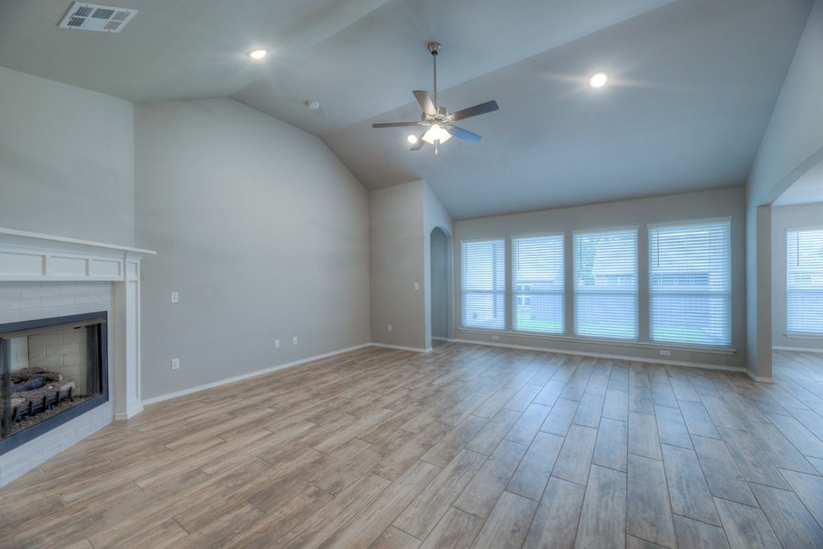 3710 S 13th Pl #1 - Photo 6 of 31