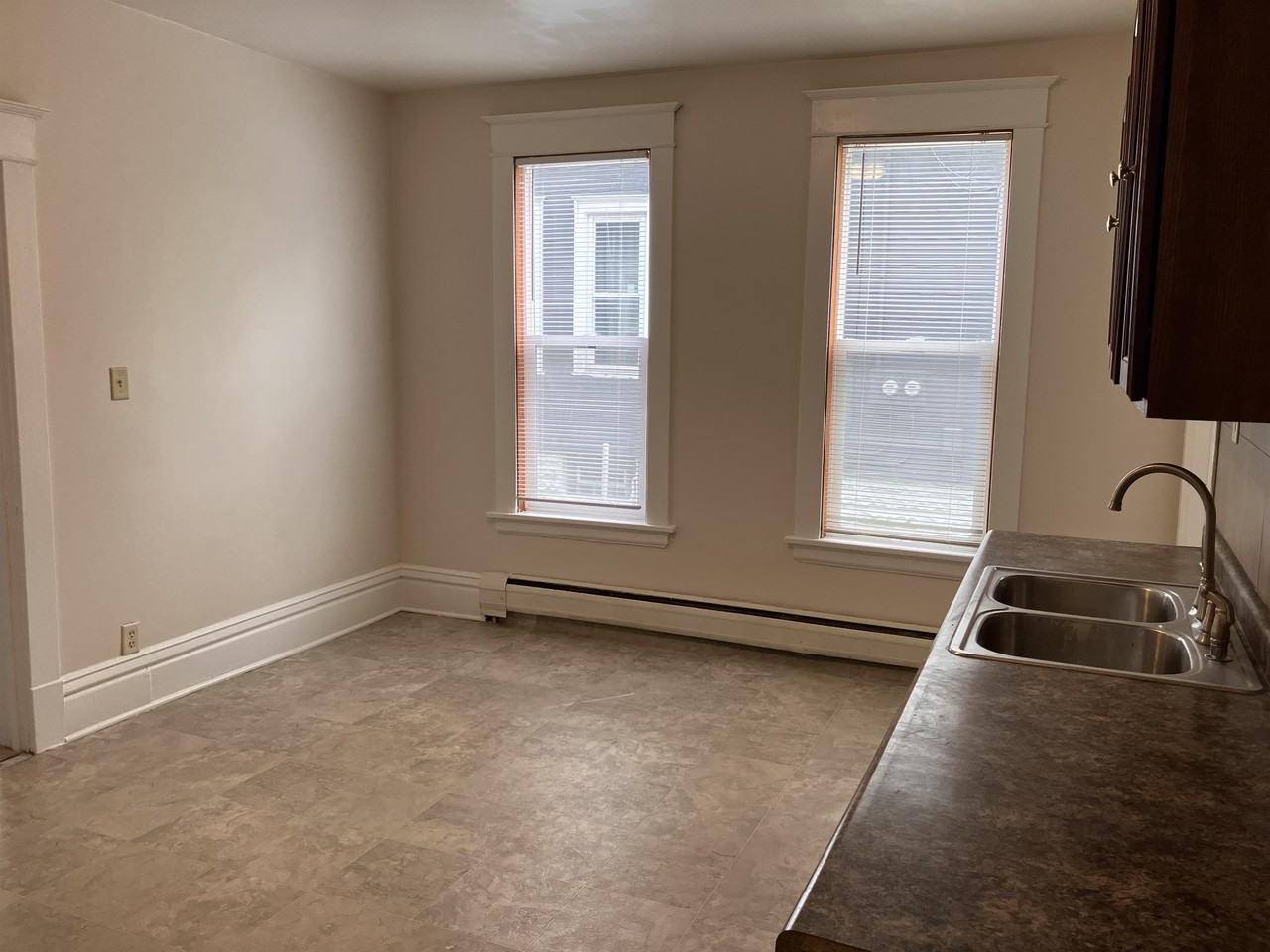 Ross Ave #1090 - Photo 7 of 32