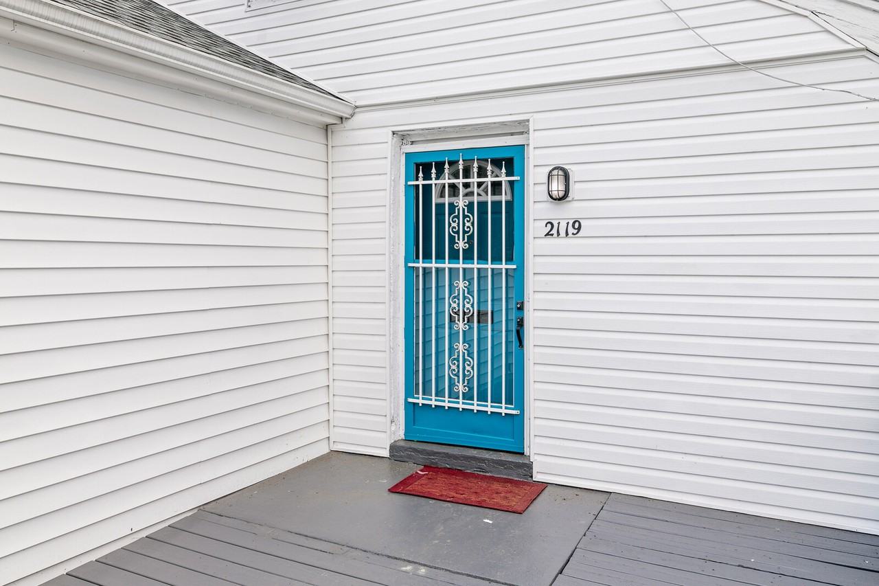 2119 Chestnut Ave #1 - Photo 2 of 21