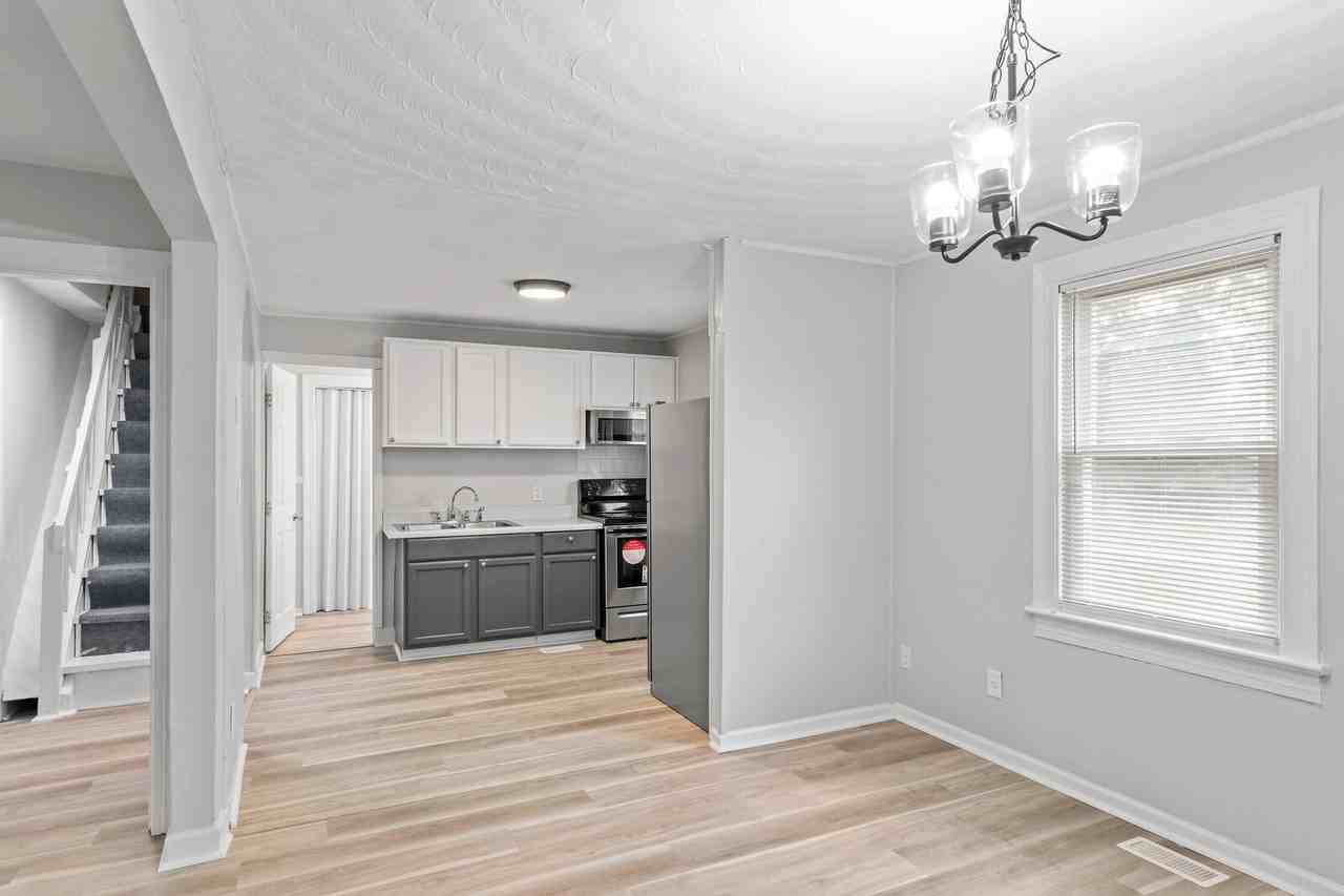 2119 Chestnut Ave #1 - Photo 3 of 21