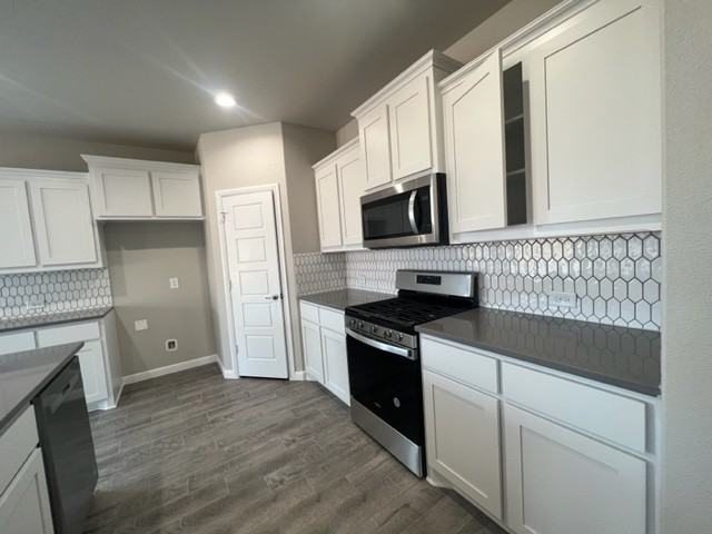 13 Los Campos Dr #1 - Photo 4 of 9