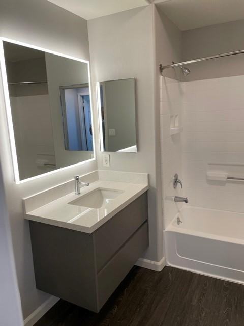 5353 Wilshire Blvd - Photo 4 of 36