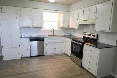 617 Queensboro Pl - Photo 2 of 25