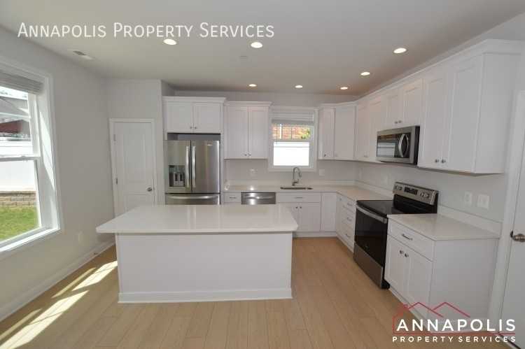 503 Highland Dr - Photo 2 of 28