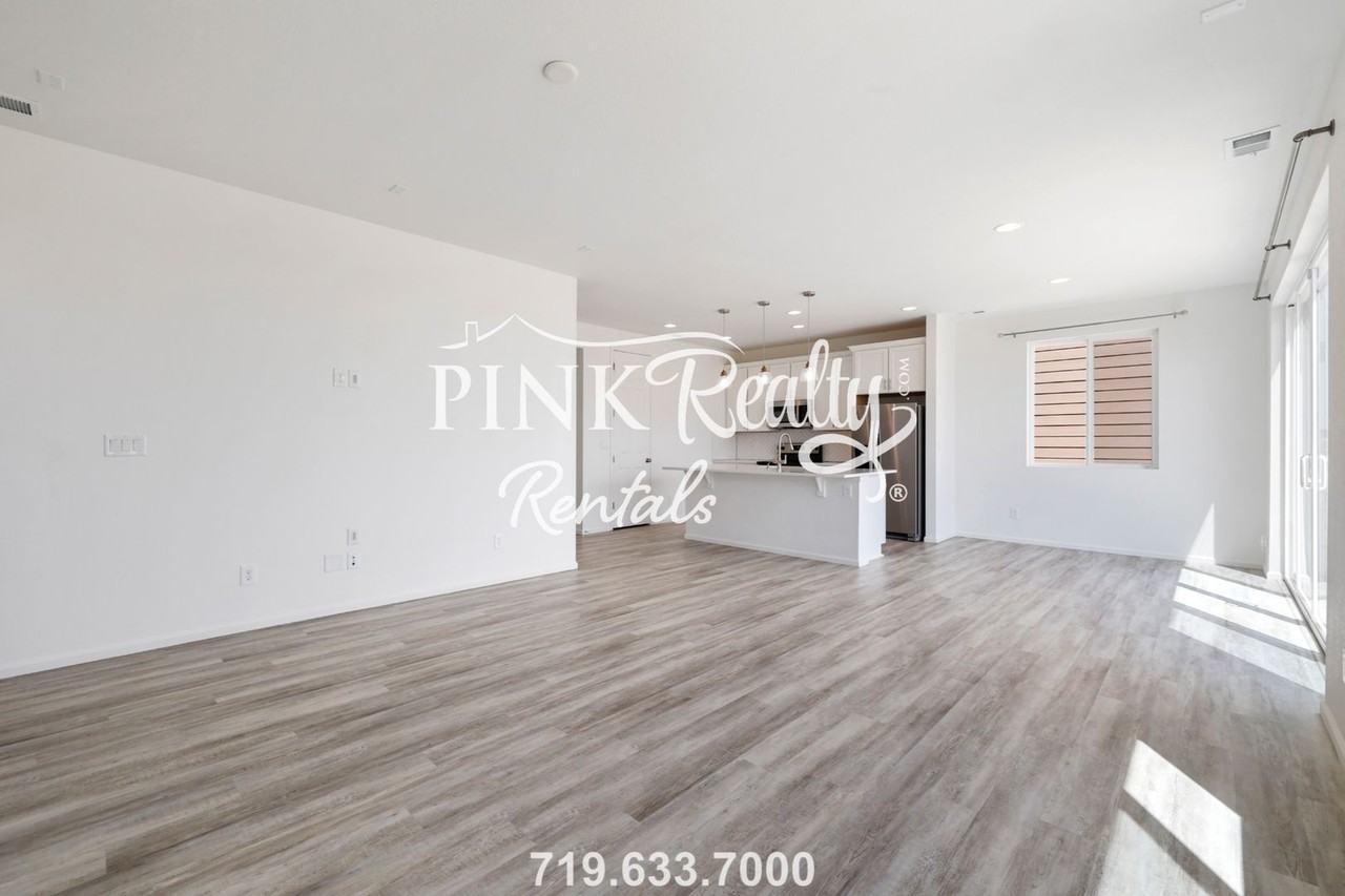 8033 Buffalo Horn Dr - Photo 7 of 45