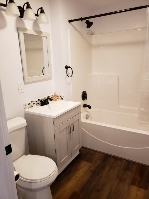 1515 W 1st St #A - Photo 2 of 9
