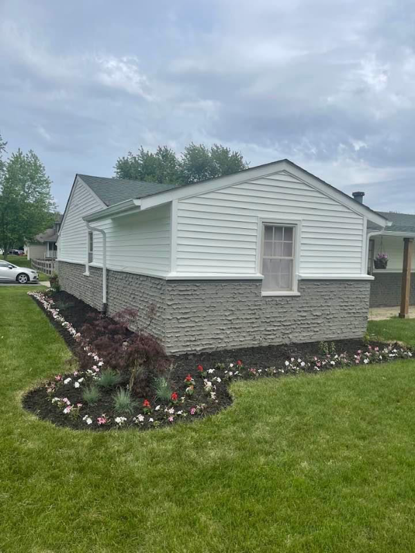 2425 San Chez Trl - Photo 3 of 26