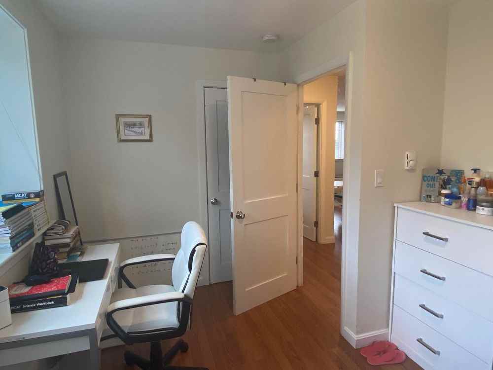 Embassy Rd - Photo 2 of 8