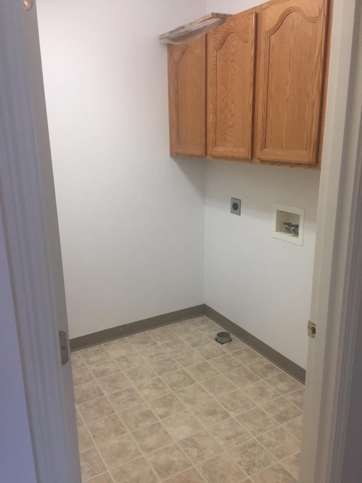 1292 Clearsprings Dr #1 - Photo 5 of 18