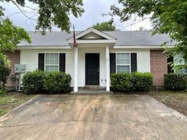 featured image of 4463 Belair Dr #2