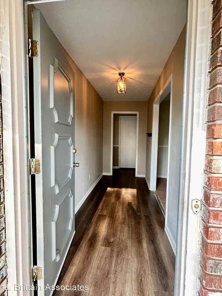 473 Moana Dr - Photo 2 of 20