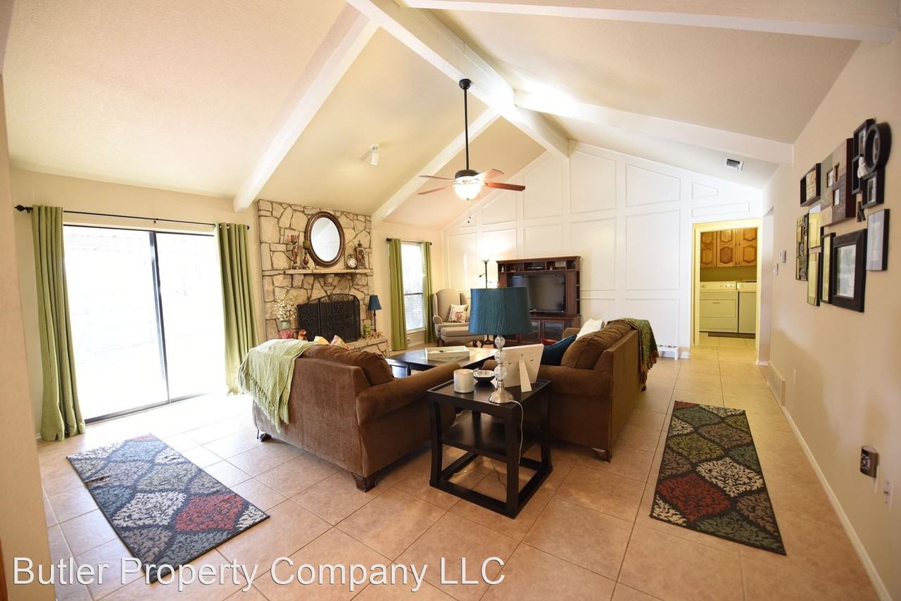 3405 Primrose Ln - Photo 2 of 17