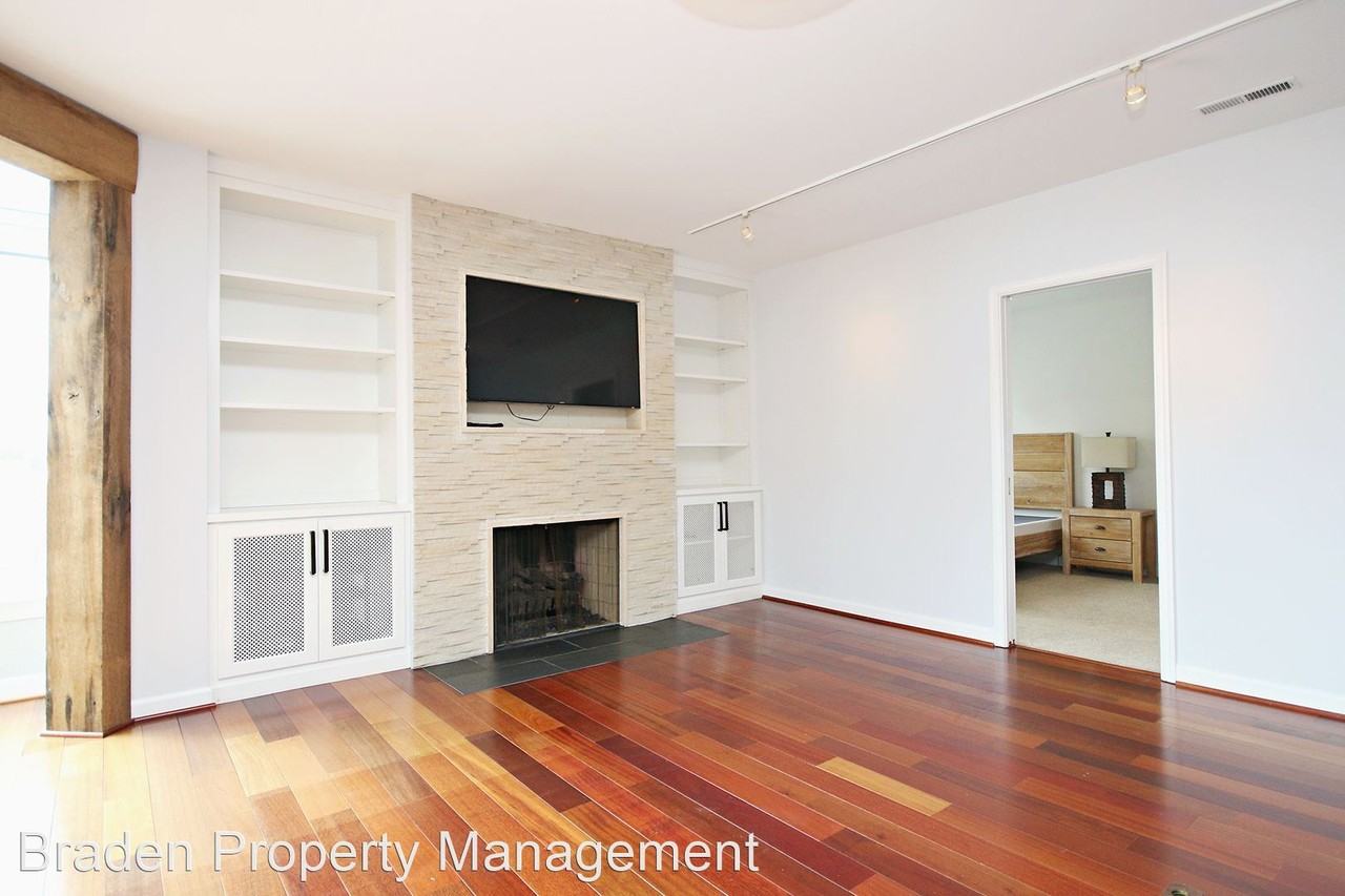 408 E Market St #303 - Photo 2 of 16