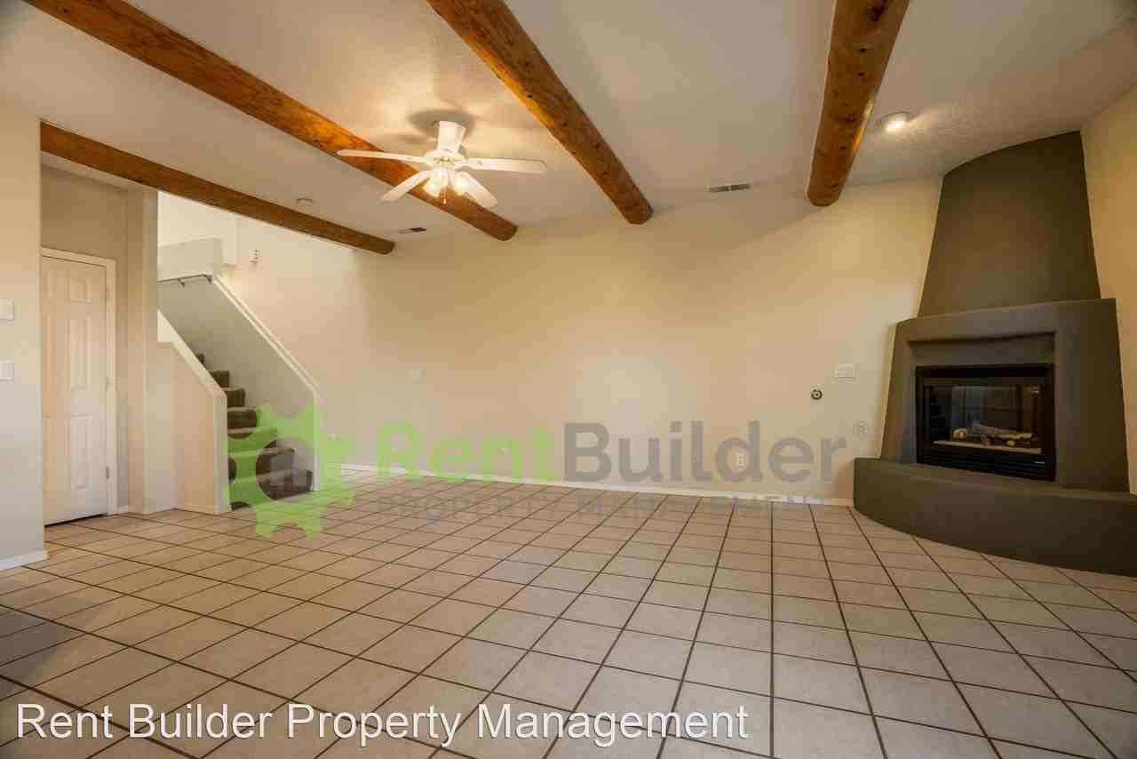 1925 Girard Blvd Ne - Photo 3 of 23