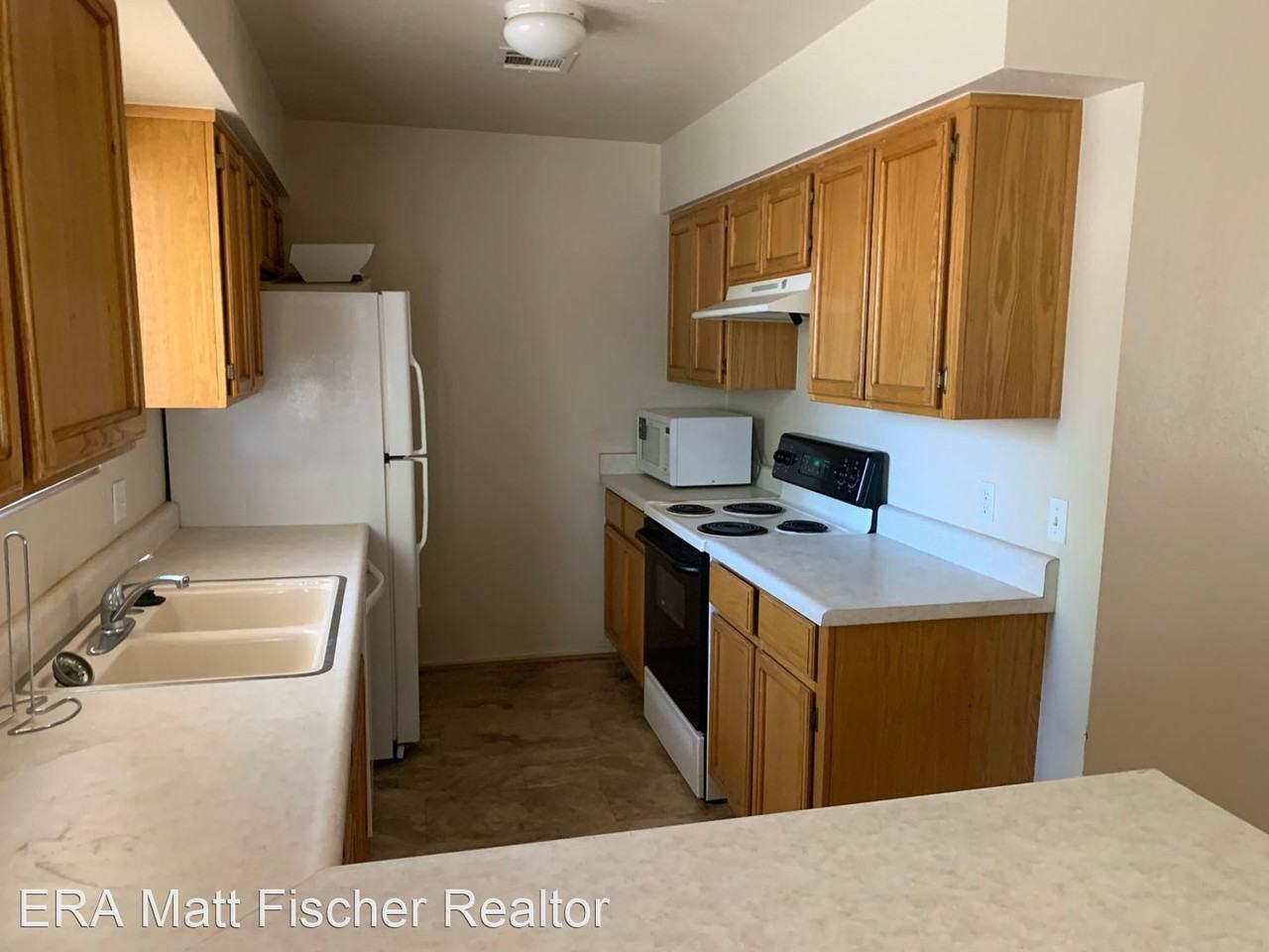 2814 W 29th Pl - Photo 3 of 10