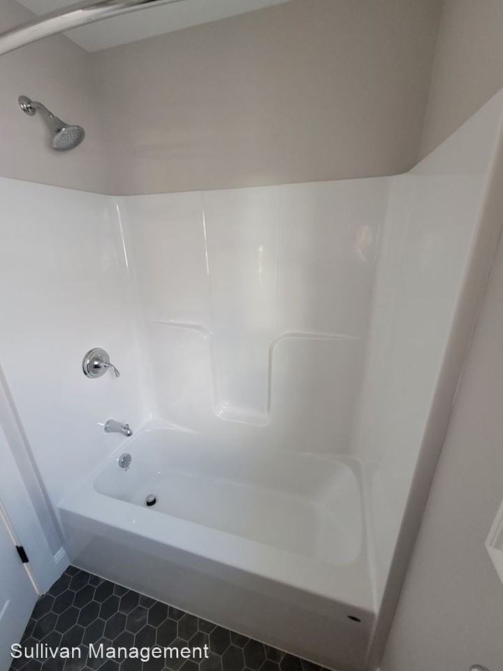 51 Aster Lane - Photo 3 of 12