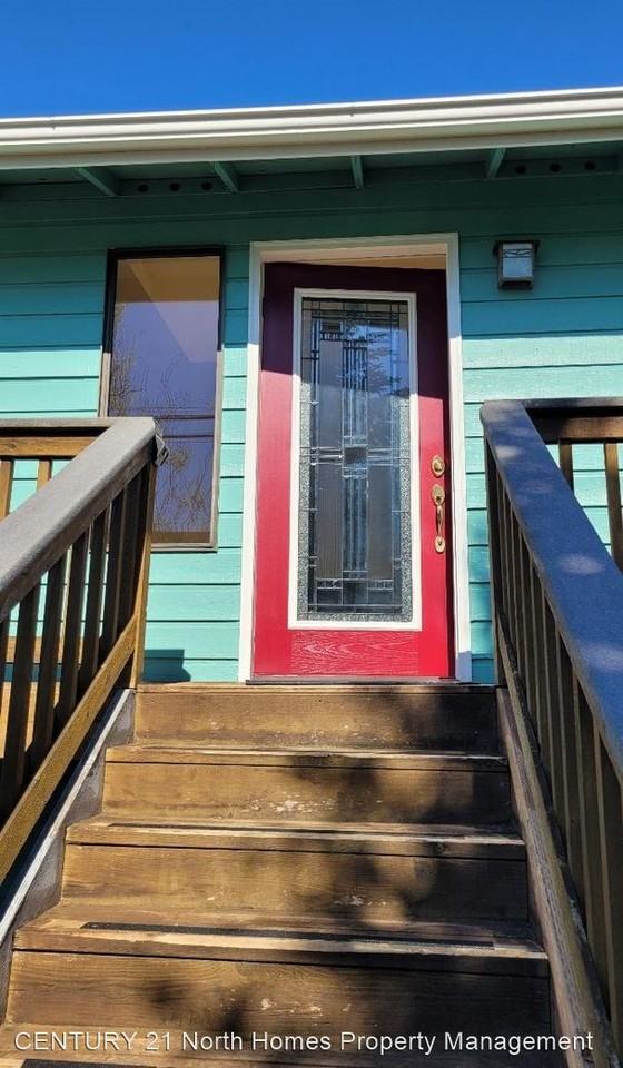 4503 Seahurst Ave - Photo 2 of 50
