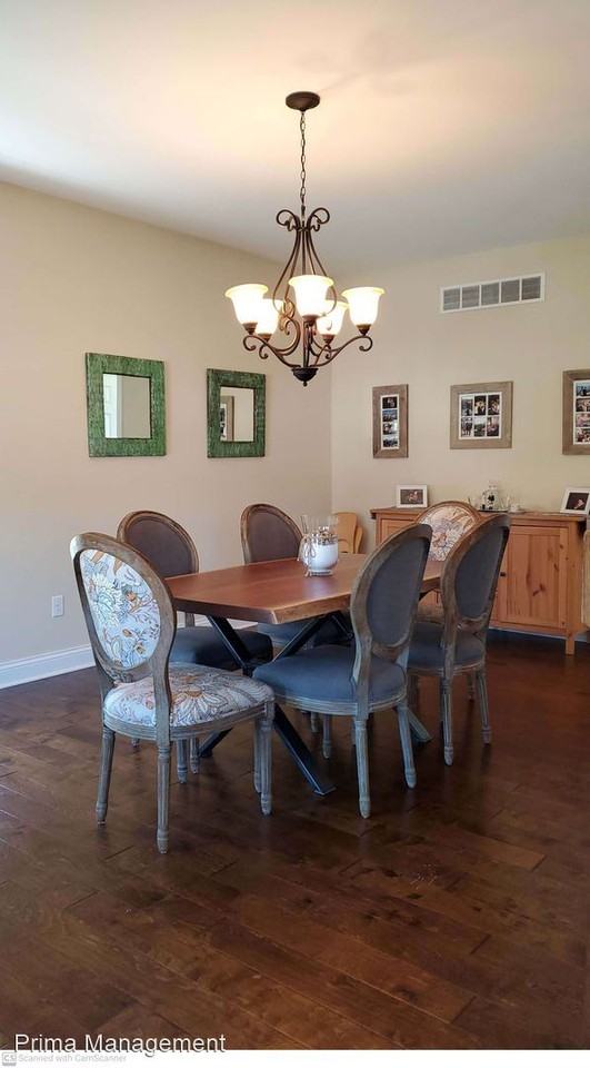 1289 Freedom Pt - Photo 3 of 28