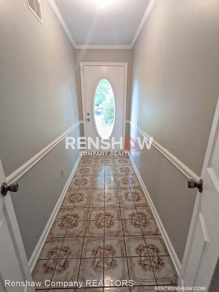 6358 Misty Crest Cv - Photo 3 of 26