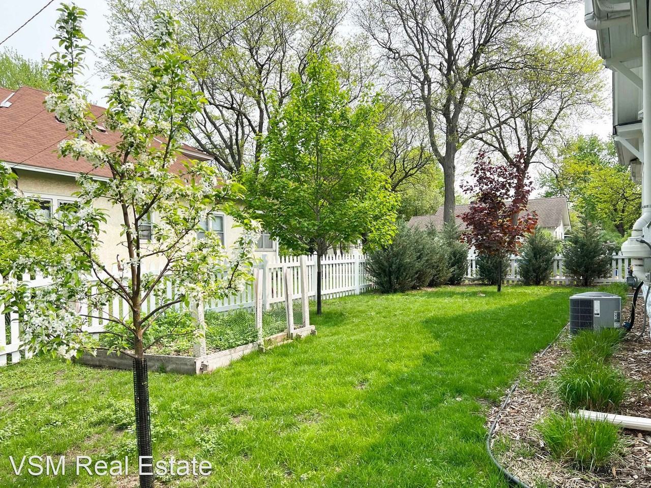 1557 Palace Ave - Photo 2 of 24