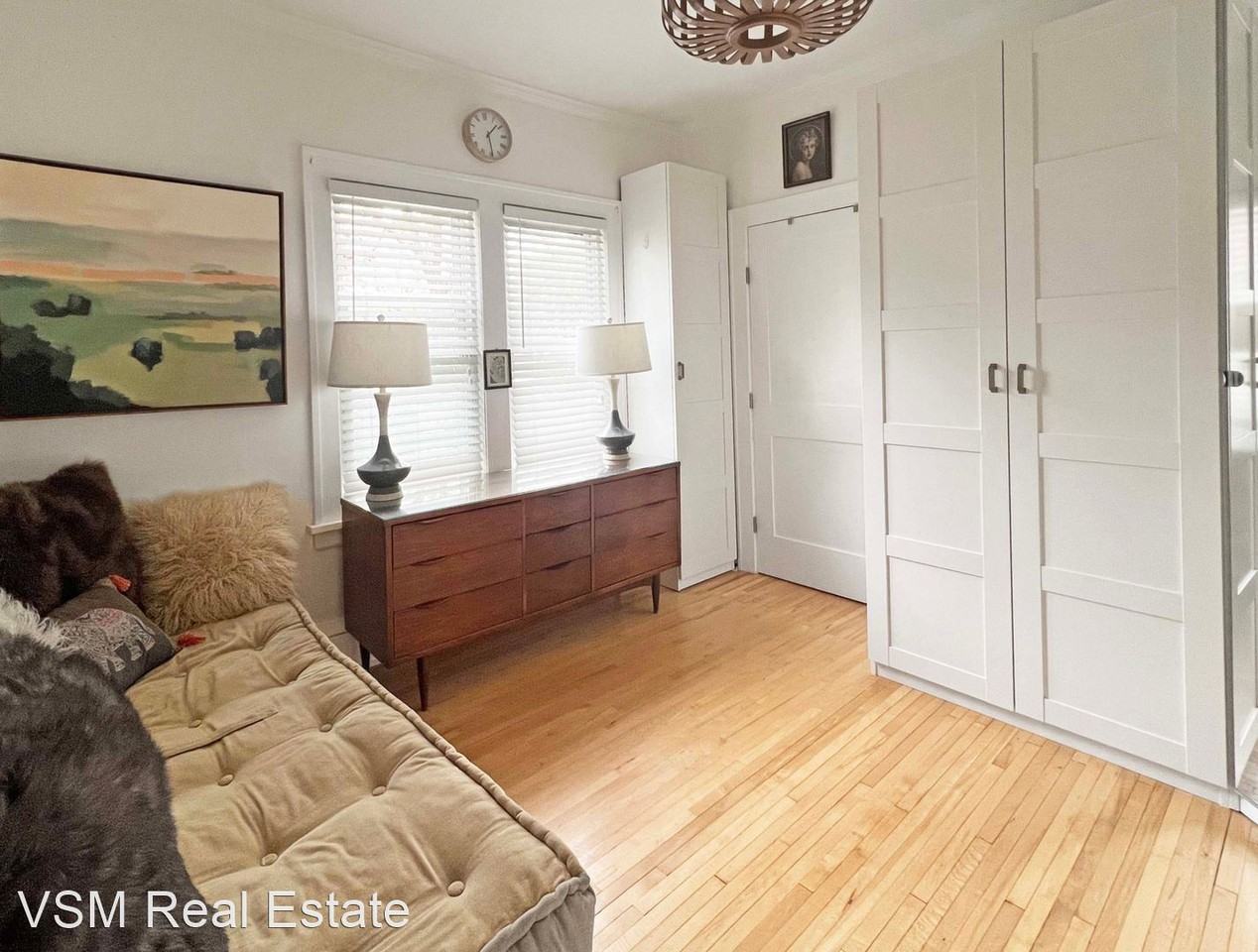 1557 Palace Ave - Photo 3 of 24