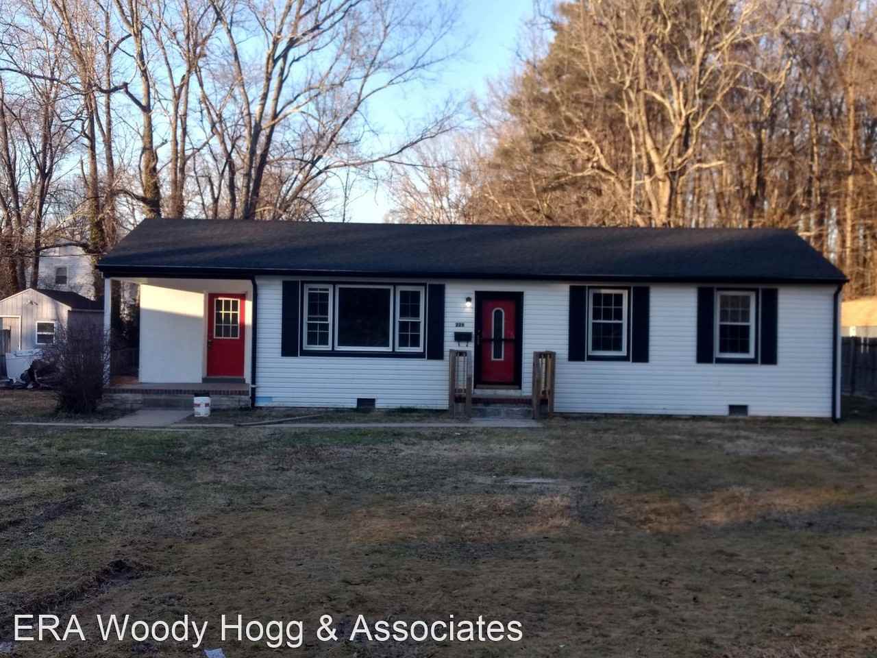 220 Henry Clay Rd - Photo 2 of 12