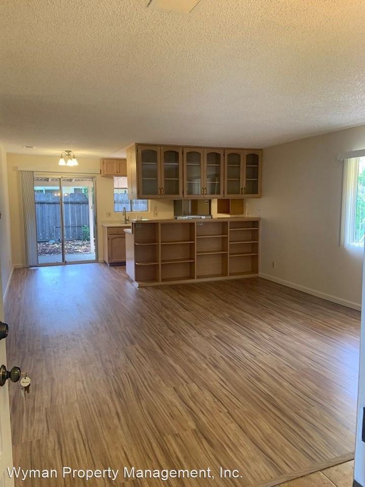 2001-2005 Trower Avenue - Photo 3 of 14