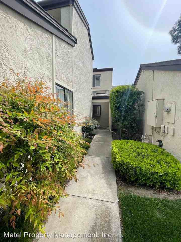 1130 Cedar Creek Dr Unit 2 - Photo 2 of 35