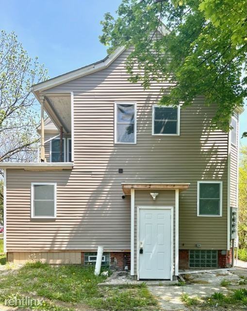 4437 Avery St - Photo 3 of 14