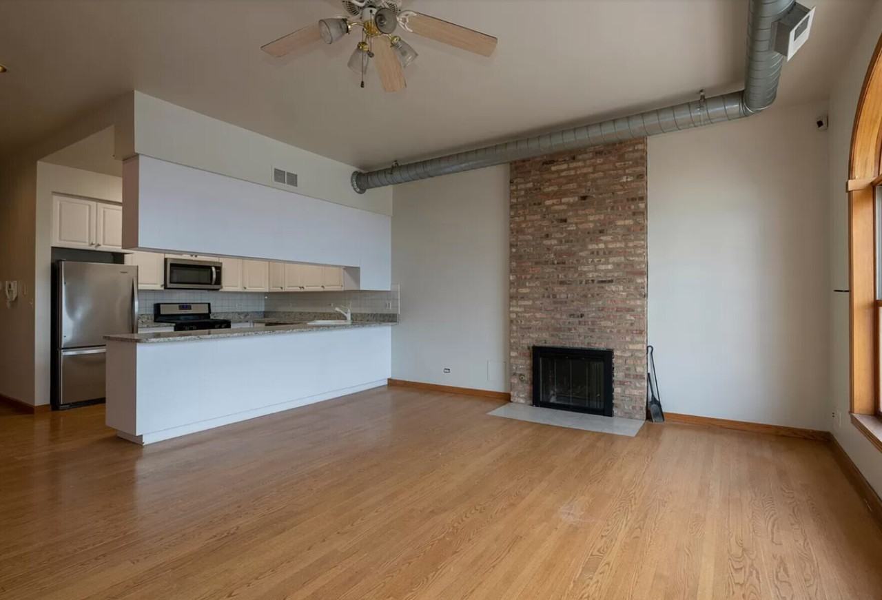 1166 W Grand Ave #2 - Photo 4 of 14