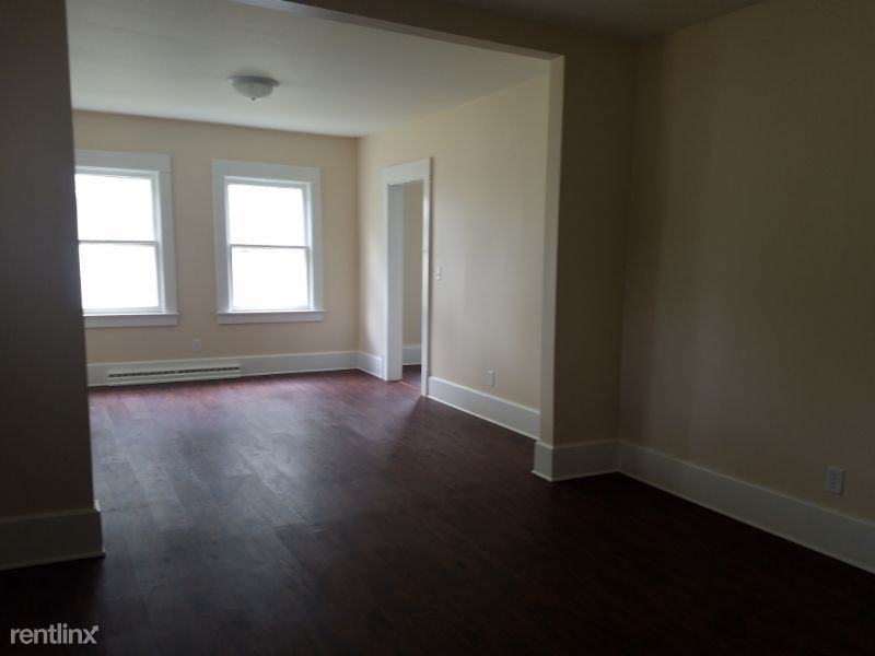 808 Bellevue Ave - Photo 3 of 22