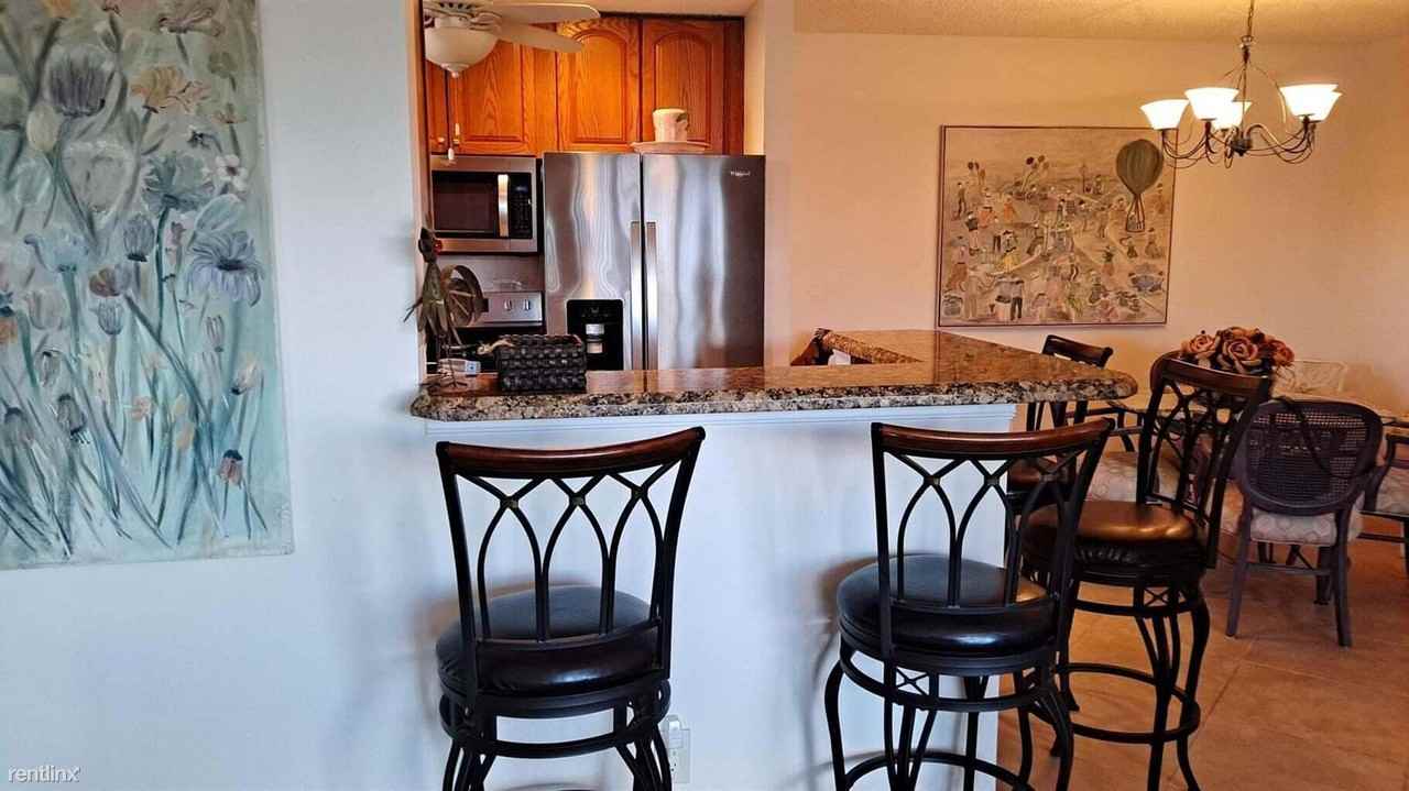 14716 Canalview Dr #D - Photo 2 of 11