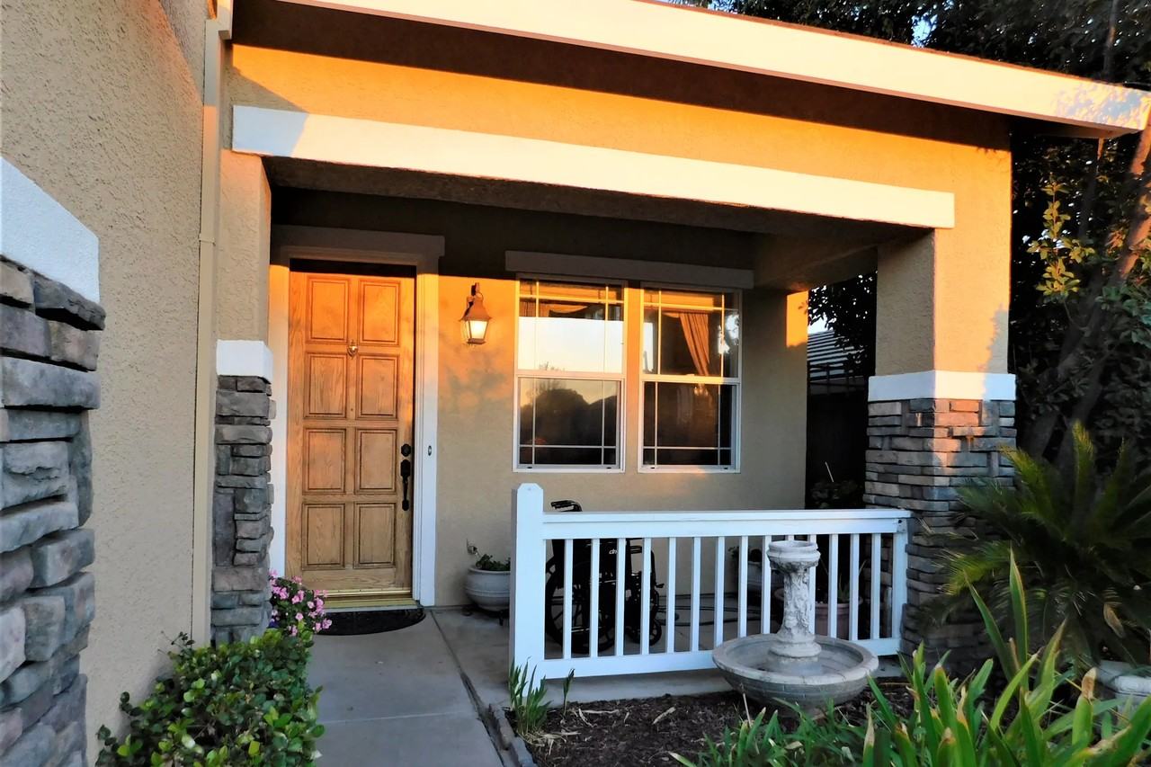 34 Treecrest Ct - Photo 3 of 29