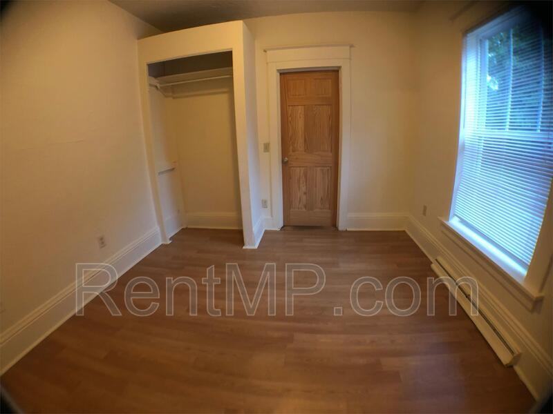 1003 S Lansing St - Photo 3 of 15