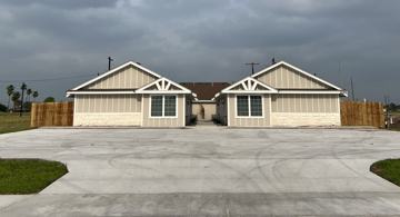 featured image of 2120 Southridge Ave #E
