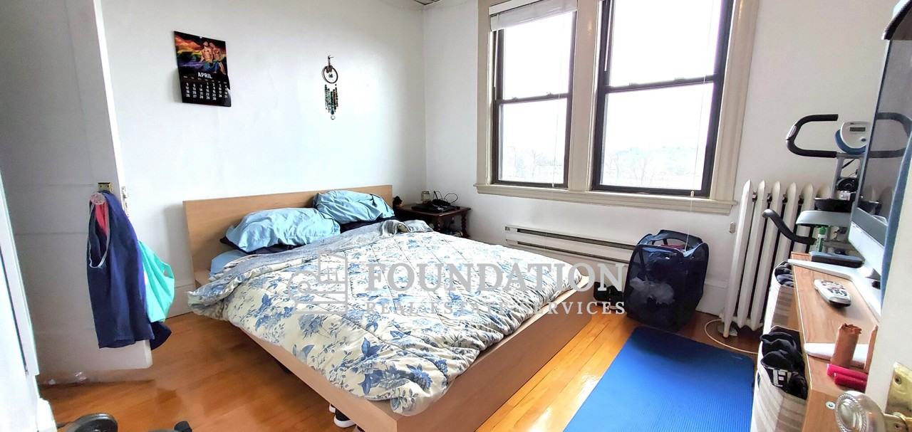 1695 Commonwealth Ave #5 - Photo 6 of 10