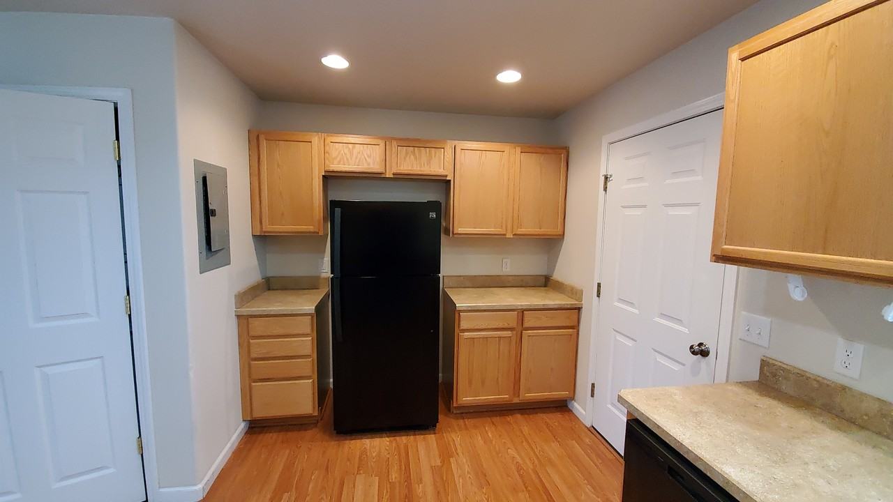 2967 Marlisa Ln - Photo 3 of 9