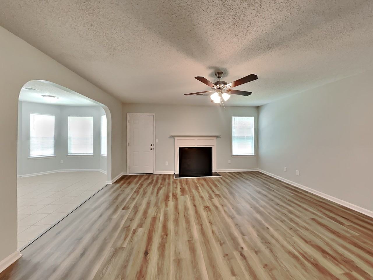 5544 Bluegrass Dr - Photo 2 of 20