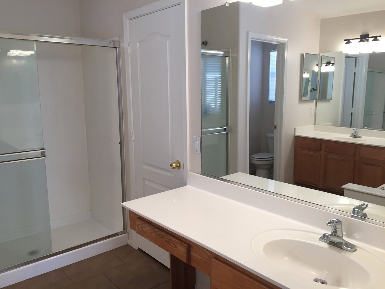 9323 W Harmony Ln - Photo 5 of 17