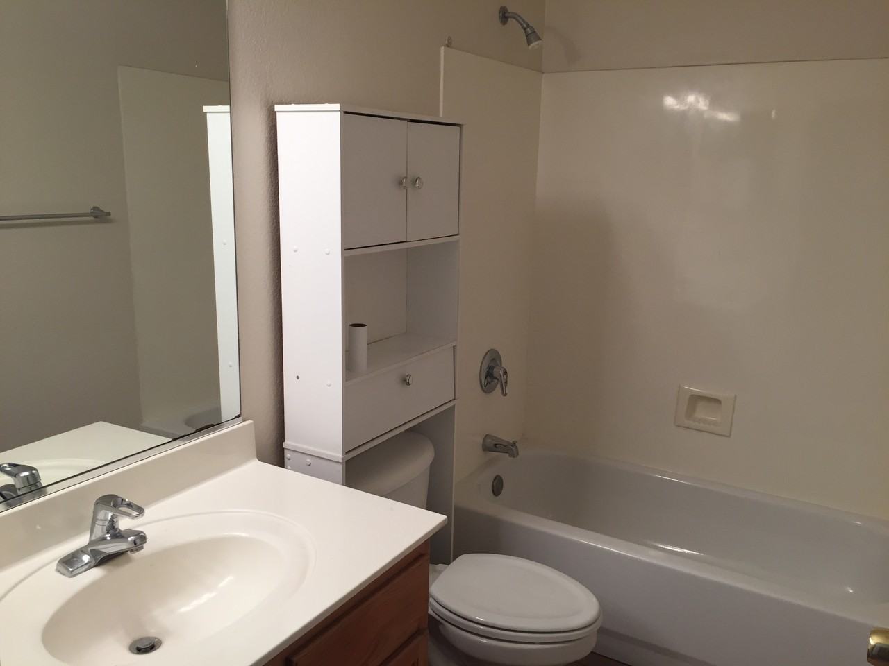 9323 W Harmony Ln - Photo 6 of 17